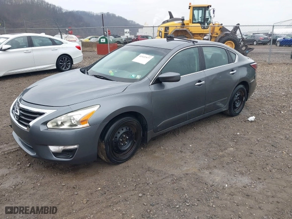 2015 Nissan Altima 2.5 with VIN 1N4AL3APXFN879615, listed as a IAAI auction lot 41922977 with 114,684 mi miles. Bid and sale history available at carsss.com. Image 2.