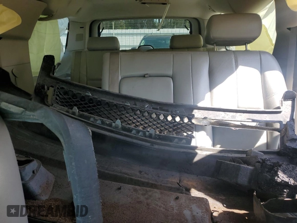 2007 Chevrolet Suburban LT with VIN 3GNFC16J87G192269, listed as a Copart auction lot 51109165 with 332,647 mi miles and Salvage Title. Bid and sale history available at carsss.com. Image 10.