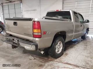 2002 Chevrolet Silverado 1500 LT with VIN 2GCEK19T721281465, listed as a IAAI auction lot 41347156 with 276,371 mi miles. Bid and sale history available at carsss.com. Image 4.