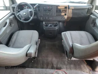 2013 Chevrolet Express Passenger LT с VIN 1GAZG1FG9D1113161, выставлен на аукционе Copart как лот 46314085 с пробегом 134 960 миль миль и Списание • Salvage title. История ставок и продаж доступна на DreamBid. Изображение 8.