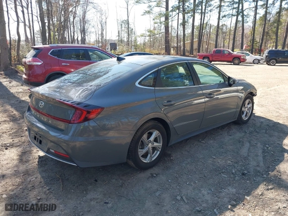 2021 Hyundai Sonata SE with VIN 5NPEG4JAXMH074129, listed as a IAAI auction lot 41775804 with 83,359 mi miles. Bid and sale history available at carsss.com. Image 4.