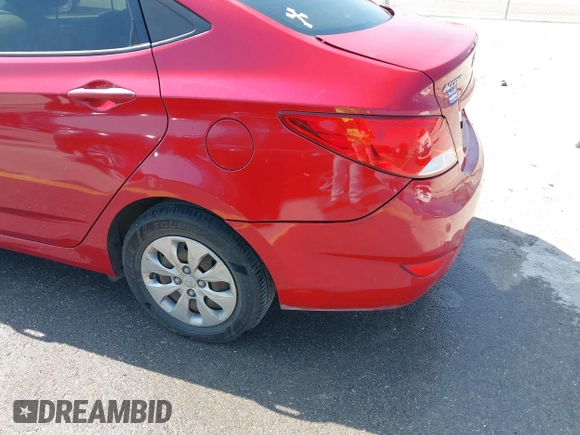 2016 Hyundai Accent SE z VIN KMHCT4AE4GU164307, wystawiony jako IAAI lot #42290071 z przebiegiem 126 426 mil mil oraz . Historia ofert i sprzedaży dostępna na DreamBid. Obrazek 13.