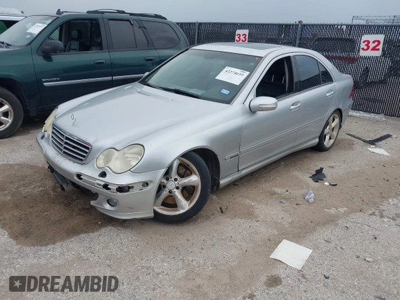 2006 Mercedes-Benz C 230 Sport z VIN WDBRF52H66E021404, wystawiony jako IAAI lot #42274619 z przebiegiem 195 062 mil mil oraz . Historia ofert i sprzedaży dostępna na DreamBid. Obrazek 2.