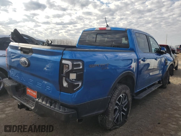 2024 Ford Ranger LARIAT with VIN 1FTER4KP0RLE53608, listed as a Copart auction lot 44106475 with 1,169 mi miles and Salvage Title. Bid and sale history available at carsss.com. Image 3.