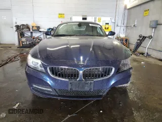 2011 BMW Z4 sDrive30i with VIN WBALM5C52BE380399, listed as a Copart auction lot 45909605 with 89,328 mi miles and Salvage Title. Bid and sale history available at carsss.com. Image 5.