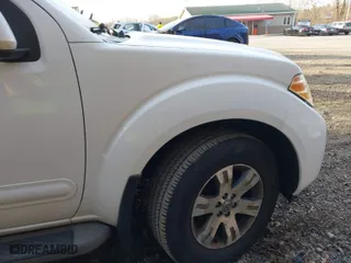2010 Nissan Pathfinder S with VIN 5N1AR1NB5AC604679, listed as a IAAI auction lot 41774279 with 94,249 mi miles. Bid and sale history available at carsss.com. Image 17.