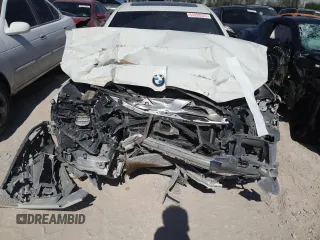 2020 BMW 7 Series 740i z VIN WBA7T2C09LCD15735, wystawiony jako Copart lot #54098325 z przebiegiem Nie podano mil oraz Szkoda całkowita • Salvage title. Historia ofert i sprzedaży dostępna na DreamBid. Obrazek 5.