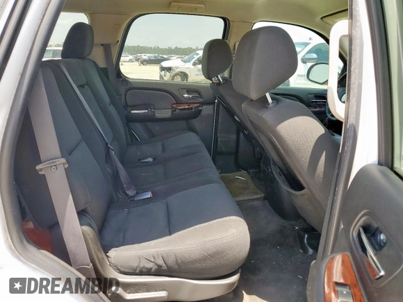 2011 Chevrolet Tahoe LS with VIN 1GNSCAE04BR158586, listed as a Copart auction lot 60076755 with 278,917 mi miles and Clean title. Bid and sale history available at DreamBid. Image 11.