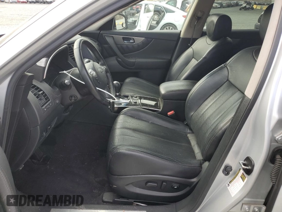 2017 Infiniti QX70 z VIN JN8CS1MW4HM413947, wystawiony jako Copart lot #44513185 z przebiegiem 75 049 mil mil oraz Szkoda całkowita • Salvage title. Historia ofert i sprzedaży dostępna na DreamBid. Obrazek 7.
