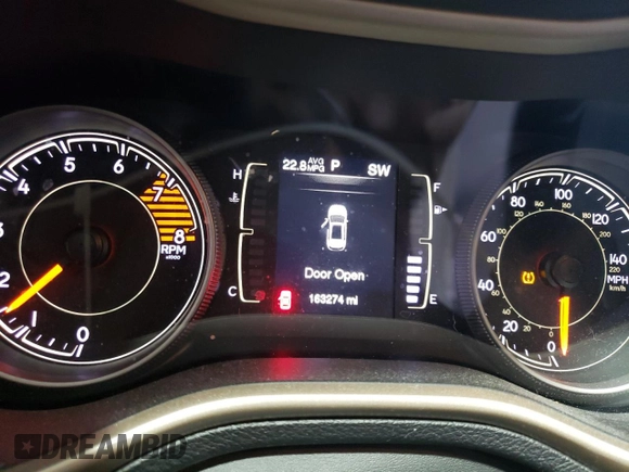 2017 Jeep Cherokee Sport z VIN 1C4PJLASXHW663159, wystawiony jako Copart lot #89033045 z przebiegiem 163 274 mil mil oraz Szkoda całkowita • Salvage title. Historia ofert i sprzedaży dostępna na DreamBid. Obrazek 9.