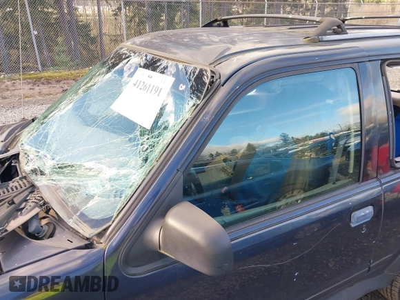 2000 Ford Explorer с VIN 1FMYU70X4YUB00129, выставлен на аукционе IAAI как лот 41261191 с пробегом 192 446 миль миль и . История ставок и продаж доступна на DreamBid. Изображение 6.