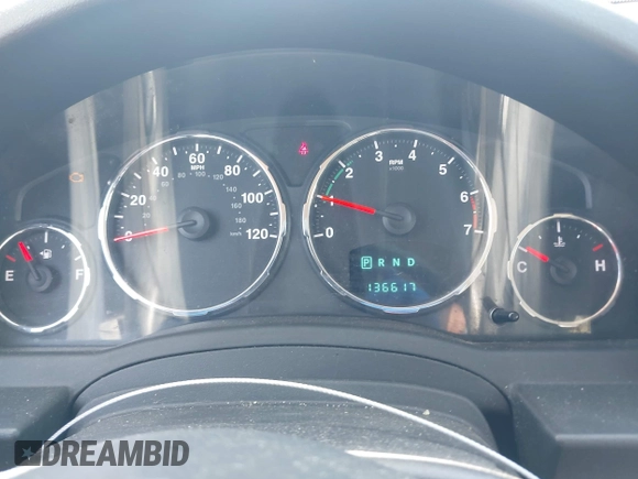 2012 Jeep Liberty Sport z VIN 1C4PJMAK7CW209305, wystawiony jako IAAI lot #42105378 z przebiegiem 136 617 mil mil oraz . Historia ofert i sprzedaży dostępna na DreamBid. Obrazek 7.