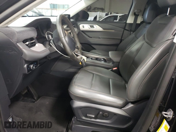 2025 Ford Explorer Active with VIN 1FMUK8DH4SGA36998, listed as a Copart auction lot 85252524 with 2,843 mi miles and Salvage Title. Bid and sale history available at carsss.com. Image 7.