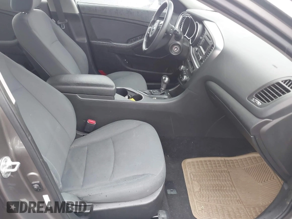 2015 Kia Optima LX with VIN 5XXGM4A76FG475908, listed as a IAAI auction lot 41964205 with 122,965 mi miles. Bid and sale history available at carsss.com. Image 5.