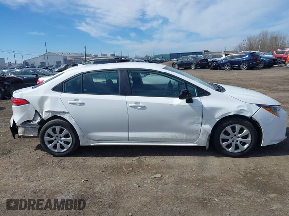 2024 Toyota Corolla LE with VIN 5YFB4MDE8RP117452, listed as a IAAI auction lot 41899377 with 38,940 mi miles and . Bid and sale history available at carsss.com. Image 13.