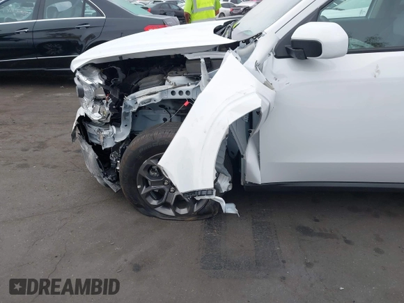 2023 Ford Maverick XL z VIN 3FTTW8E90PRA62946, wystawiony jako IAAI lot #42141287 z przebiegiem 6 731 mil mil oraz . Historia ofert i sprzedaży dostępna na DreamBid. Obrazek 12.