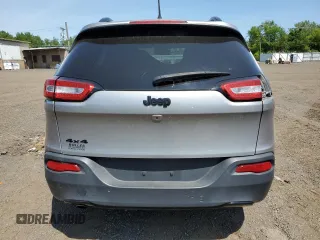 2016 Jeep Cherokee Altitude with VIN 1C4PJMCB2GW225883, listed as a Copart auction lot 55726885 with 142,802 mi miles and Salvage title. Bid and sale history available at DreamBid. Image 6.