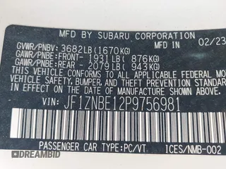 2023 Toyota 86 Premium z VIN JF1ZNBE12P9756981, wystawiony jako IAAI lot #42126988 z przebiegiem 31 550 mil mil oraz . Historia ofert i sprzedaży dostępna na DreamBid. Obrazek 9.