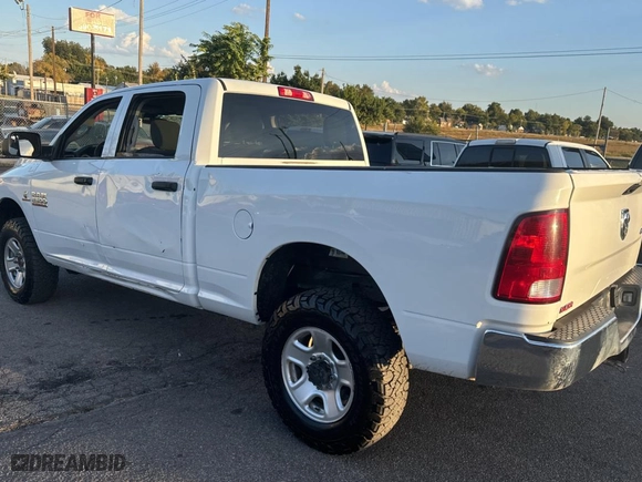 2018 Ram 2500 Tradesman with VIN 3C6UR5CL2JG315199, listed as a Copart auction lot 77906404 with 171,890 mi miles and Clean Title. Bid and sale history available at carsss.com. Image 3.