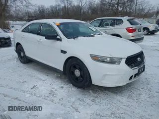 2017 Ford Police Interceptor Sedan with VIN 1FAHP2L88HG100142, listed as a IAAI auction lot 41608283 with 113,786 mi miles. Bid and sale history available at carsss.com. Image 1.