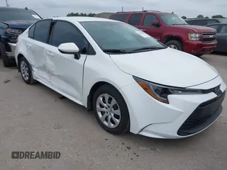 2024 Toyota Corolla LE z VIN 5YFB4MDE0RP186376, wystawiony jako IAAI lot #42058579 z przebiegiem 10 816 mil mil oraz . Historia ofert i sprzedaży dostępna na DreamBid. Obrazek 1.
