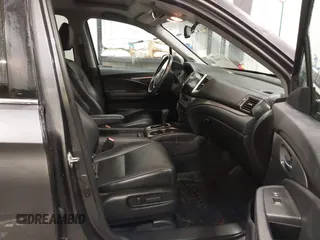 2017 Honda Pilot EX-L z VIN 5FNYF6H58HB105029, wystawiony jako IAAI lot #42179949 z przebiegiem 143 170 mil mil oraz . Historia ofert i sprzedaży dostępna na DreamBid. Obrazek 5.