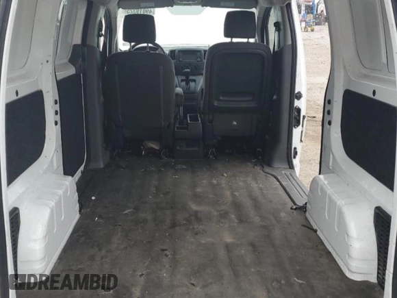2015 Nissan NV200 S z VIN 3N6CM0KN5FK698050, wystawiony jako Copart lot #49019325 z przebiegiem 164 196 mil mil oraz Czysty tytuł • Clean title. Historia ofert i sprzedaży dostępna na DreamBid. Obrazek 10.