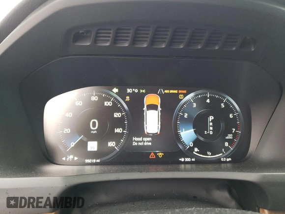 2021 Volvo XC90 Momentum z VIN YV4A22PK3M1711013, wystawiony jako Copart lot #86363804 z przebiegiem 99 219 mil mil oraz Szkoda całkowita • Salvage title. Historia ofert i sprzedaży dostępna na DreamBid. Obrazek 9.