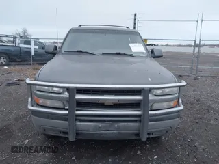 2001 Chevrolet Suburban LS with VIN 3GNFK16T41G243519, listed as a IAAI auction lot 41094019 with 220,640 mi miles and . Bid and sale history available at DreamBid. Image 13.