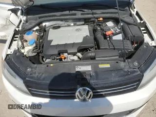 2014 Volkswagen Jetta TDI w/Premium/Nav z VIN 3VWLL7AJ8EM365466, wystawiony jako Copart lot #48739245 z przebiegiem 146 374 mil mil oraz Szkoda całkowita • Salvage title. Historia ofert i sprzedaży dostępna na DreamBid. Obrazek 12.