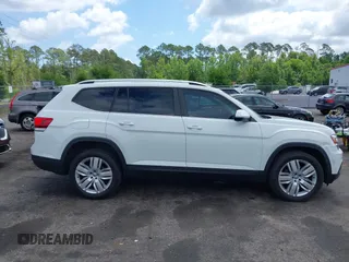 2019 Volkswagen Atlas SE with VIN 1V2WR2CA4KC509962, listed as a IAAI auction lot 42147840 with 67,557 mi miles and . Bid and sale history available at DreamBid. Image 13.