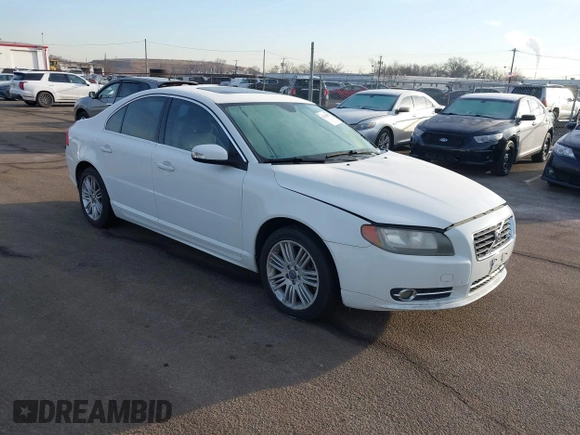 2007 Volvo S80 V8 z VIN YV1AH852971030747, wystawiony jako IAAI lot #41208553 z przebiegiem 147 655 mil mil oraz . Historia ofert i sprzedaży dostępna na DreamBid. Obrazek 6.