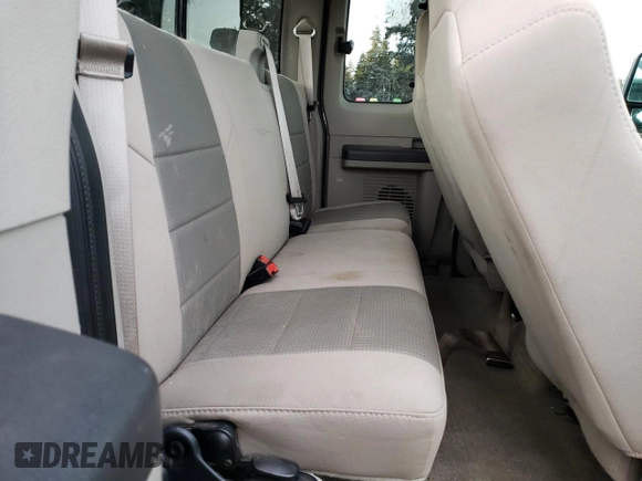 2008 Ford Super Duty F-250 SRW XL with VIN 1FTSX21R98EB09004, listed as a Copart auction lot 85562854 with 136,527 mi miles and Clean Title. Bid and sale history available at carsss.com. Image 10.