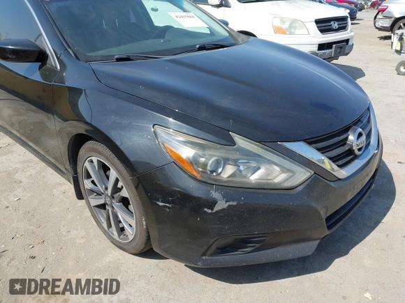 2017 Nissan Altima SV z VIN 1N4AL3AP3HC164982, wystawiony jako IAAI lot #42415869 z przebiegiem 205 081 mil mil oraz . Historia ofert i sprzedaży dostępna na DreamBid. Obrazek 6.