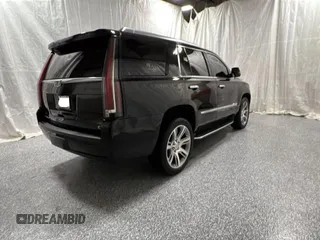 2018 Cadillac Escalade Luxury z VIN 1GYS4BKJ6JR263776, wystawiony jako Copart lot #60558995 z przebiegiem 106 061 mil mil oraz Czysty tytuł • Clean title. Historia ofert i sprzedaży dostępna na DreamBid. Obrazek 4.