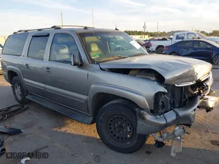 2003 Chevrolet Suburban LT with VIN 3GNEC16Z03G317762, listed as a IAAI auction lot 40997537 with 1 mi miles. Bid and sale history available at carsss.com. Image 1.