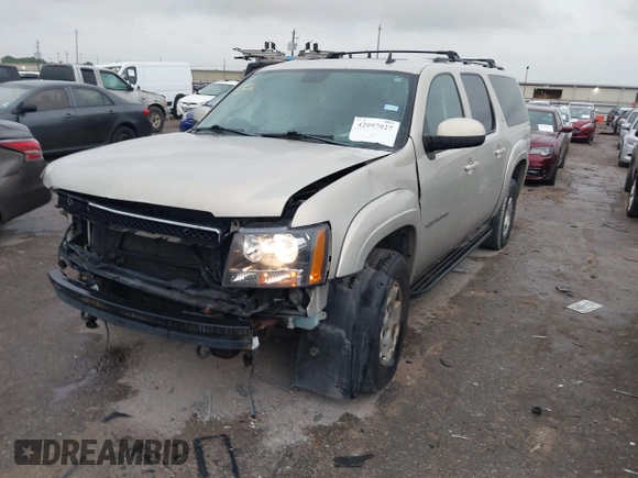 2010 Chevrolet Suburban LT z VIN 1GNUKJE32AR274468, wystawiony jako IAAI lot #42097027 z przebiegiem 257 180 mil mil oraz . Historia ofert i sprzedaży dostępna na DreamBid. Obrazek 17.