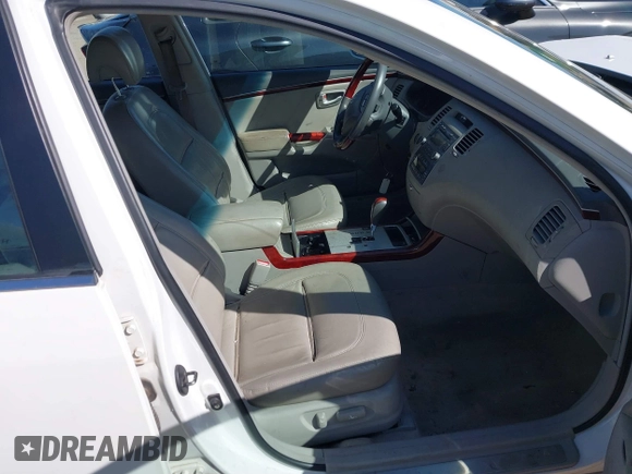 2007 Hyundai Azera SE z VIN KMHFC46F57A210341, wystawiony jako IAAI lot #41729427 z przebiegiem 113 301 mil mil oraz . Historia ofert i sprzedaży dostępna na DreamBid. Obrazek 5.