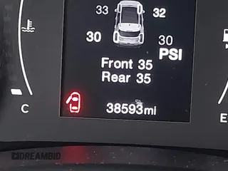 2020 Jeep Renegade Latitude with VIN ZACNJABB3LPL76503, listed as a IAAI auction lot 41467338 with 38,593 mi miles. Bid and sale history available at carsss.com. Image 16.