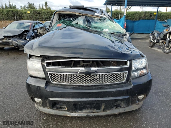 2007 Chevrolet Suburban LT with VIN 1GNFC16087R251053, listed as a Copart auction lot 47995345 with 230,568 mi miles and Salvage Title. Bid and sale history available at carsss.com. Image 5.