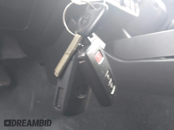 2021 Toyota Tacoma SR z VIN 3TMCZ5AN9MM397611, wystawiony jako IAAI lot #41467705 z przebiegiem 65 191 mil mil oraz . Historia ofert i sprzedaży dostępna na DreamBid. Obrazek 11.