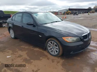2007 BMW 3 Series 328i with VIN WBAVA33547KX81337, listed as a IAAI auction lot 41764095 with 145,087 mi miles. Bid and sale history available at carsss.com. Image 1.