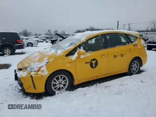 2016 Toyota Prius v Two with VIN JTDZN3EU2GJ044768, listed as a Copart auction lot 44927175 with 326,304 mi miles and Non Repairable. Bid and sale history available at carsss.com. Image 1.