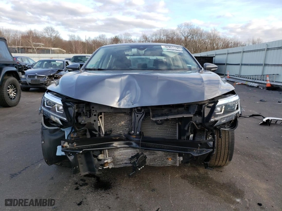 2021 Volkswagen Passat 2.0T SE with VIN 1VWSA7A36MC002263, listed as a Copart auction lot 70188012 with 39,597 mi miles. Bid and sale history available at carsss.com. Image 5.