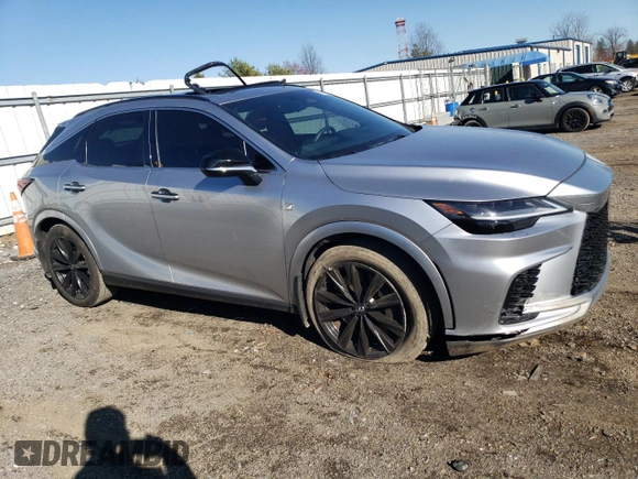 2023 Lexus RX 350 z VIN 2T2BAMCA4PC005537, wystawiony jako Copart lot #50204725 z przebiegiem 30 572 mil mil oraz Szkoda całkowita • Salvage title. Historia ofert i sprzedaży dostępna na DreamBid. Obrazek 4.
