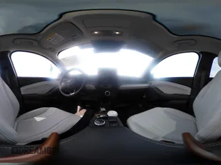 2024 Ford Mustang Mach-E Premium z VIN 3FMTK3R74RMA22243, wystawiony jako IAAI lot #42157639 z przebiegiem 14 032 mil mil oraz . Historia ofert i sprzedaży dostępna na DreamBid. Obrazek 21.