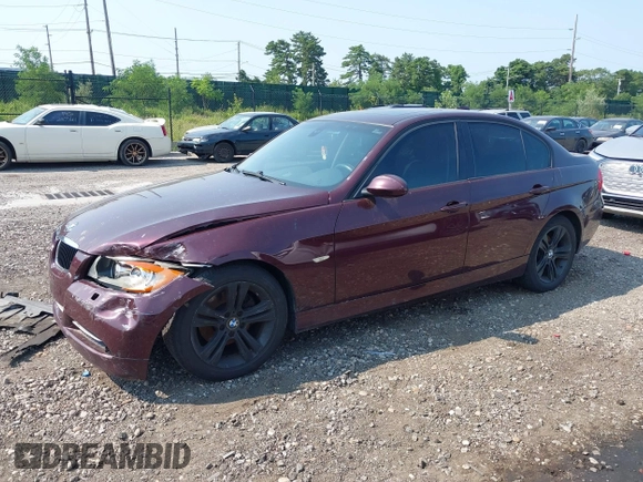 2008 BMW 3 Series 328xi with VIN WBAVC93538K039655, listed as a IAAI auction lot 40001472 with 175,416 mi miles. Bid and sale history available at carsss.com. Image 2.