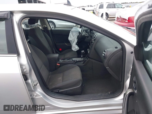 2009 Pontiac G6 1SB z VIN 1G2ZJ57B994252266, wystawiony jako IAAI lot #41609938 z przebiegiem 162 412 mil mil oraz . Historia ofert i sprzedaży dostępna na DreamBid. Obrazek 5.
