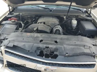 2014 Chevrolet Suburban LT with VIN 1GNSCJE03ER108444, listed as a Copart auction lot 66080644 with 181,519 mi miles and Salvage Title. Bid and sale history available at carsss.com. Image 12.
