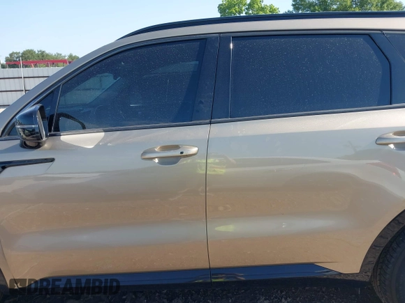 2021 Kia Sorento S with VIN 5XYRL4LC2MG002618, listed as a IAAI auction lot 42254137 with 88,412 mi miles and . Bid and sale history available at DreamBid. Image 14.